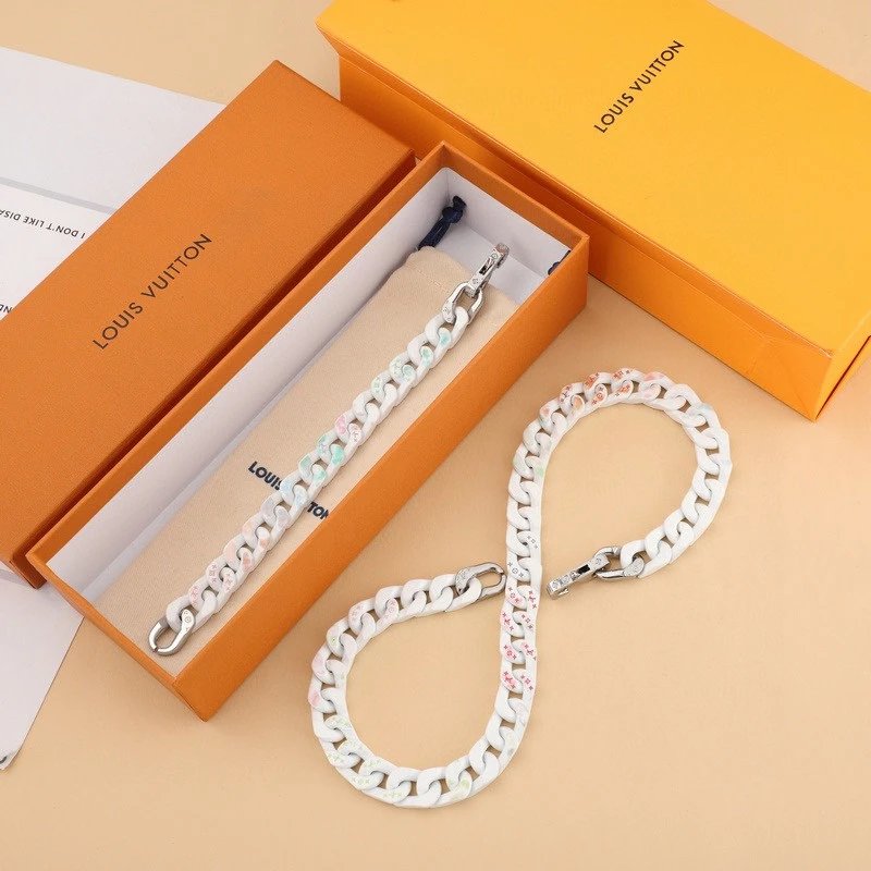 VL Luxury Bracelets