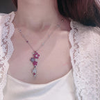 VAN CHE Women's Necklaces
