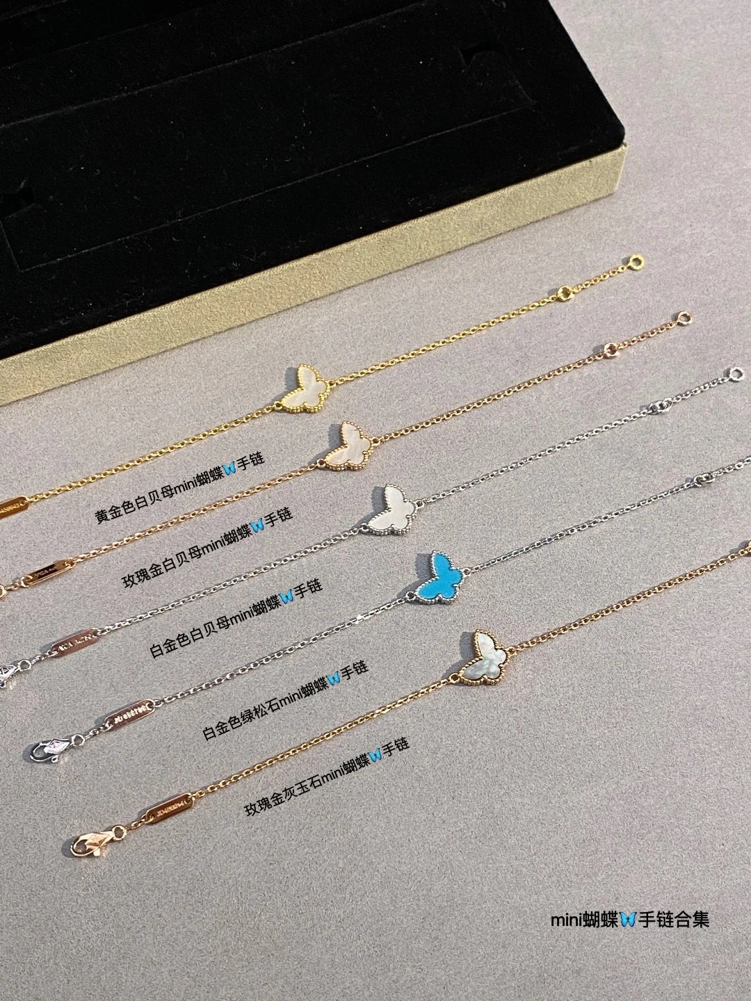 VAN CHE Women's Necklaces