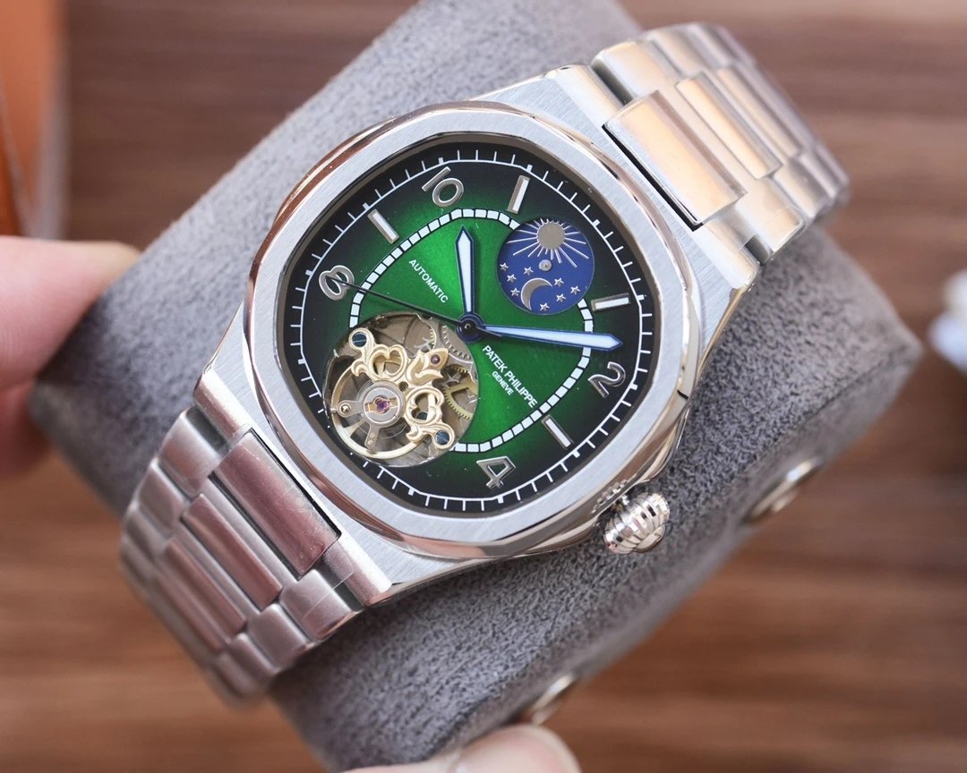 PAT PHIL WATCH (1)