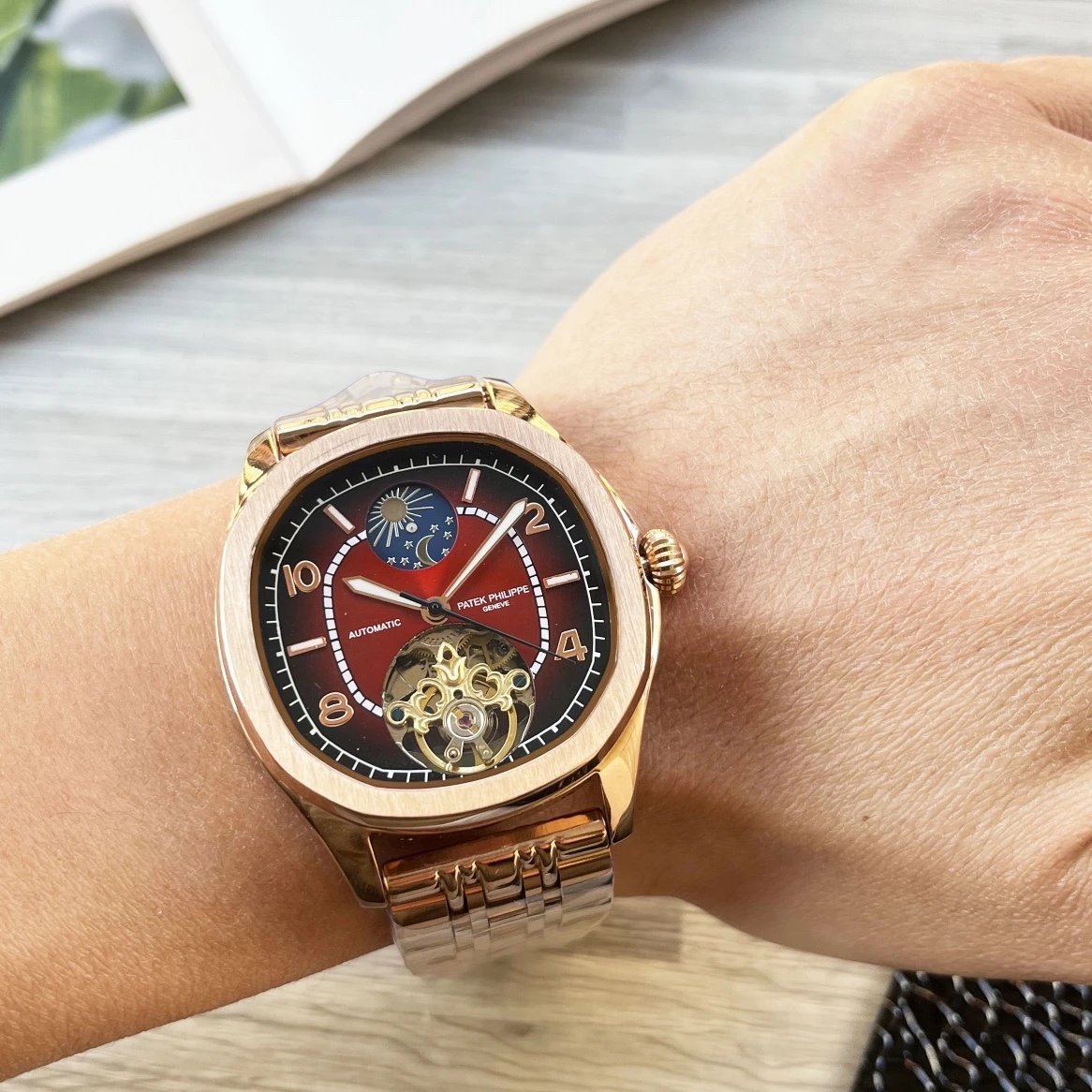 PAT PHIL WATCH (1)