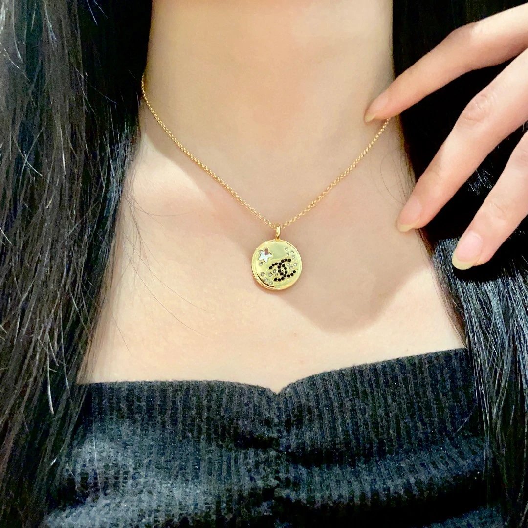 CHAN Women's Luxury Necklaces