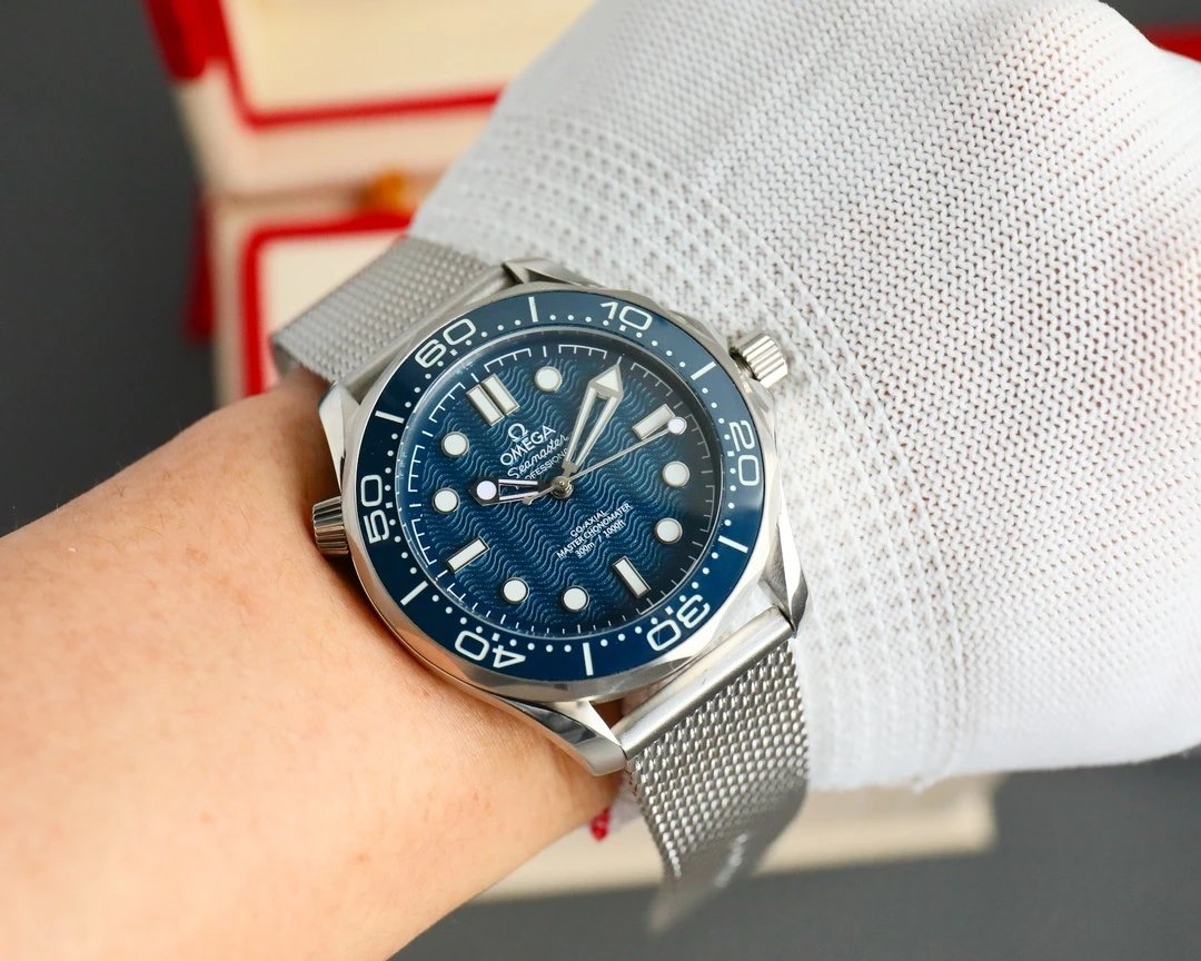 OME WATCH (1)