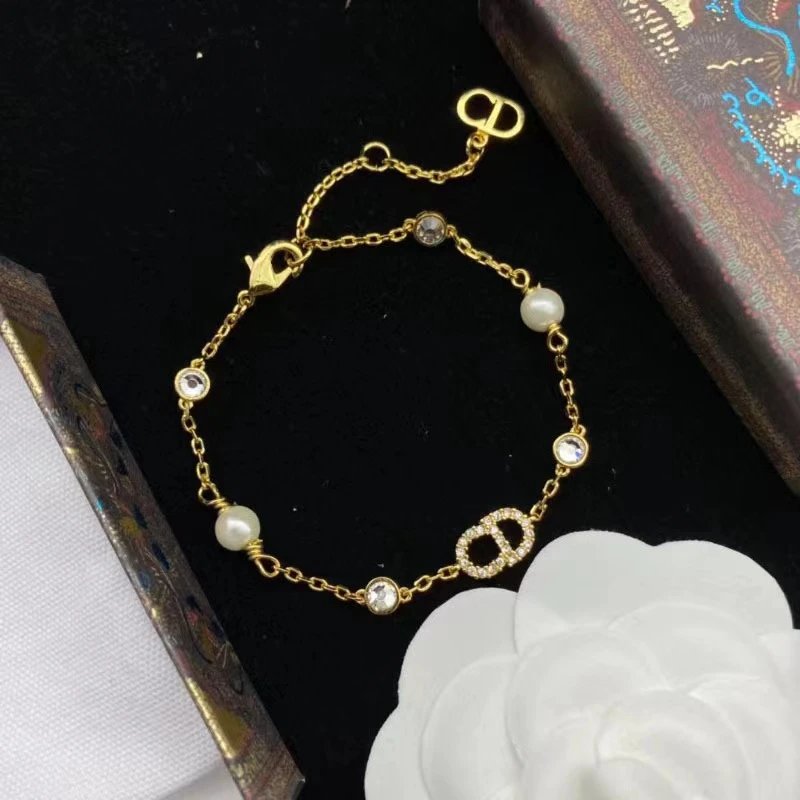 VL Luxury Unisex Bracelets