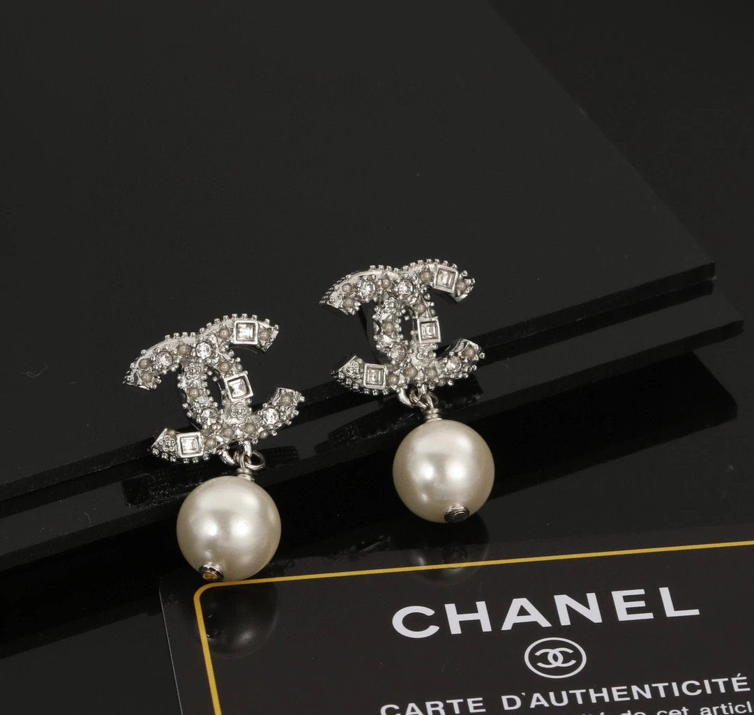 CHAN Women's Luxury Earrings