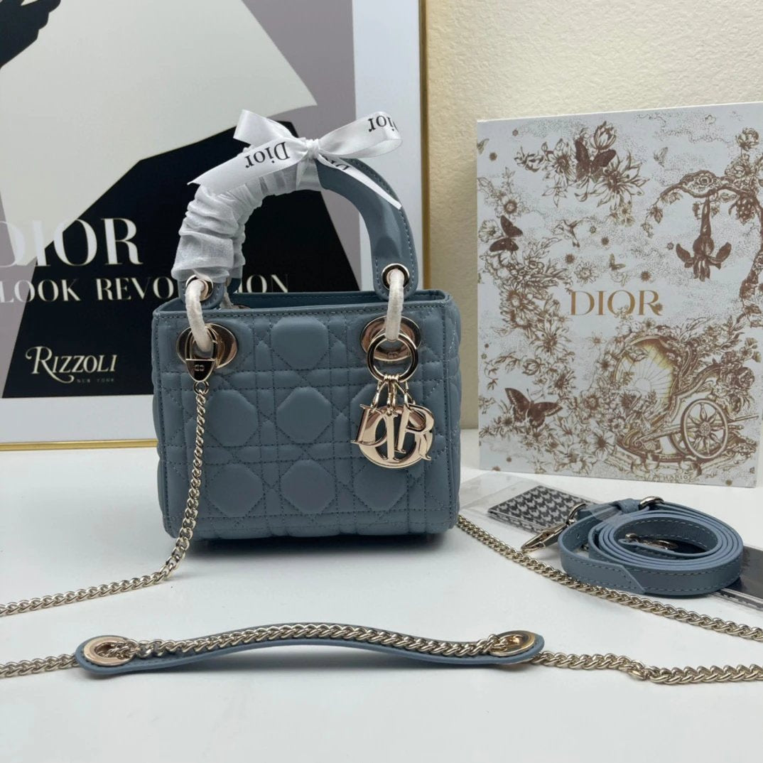 DIO Handbags (1)