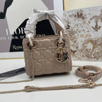 DIO Handbags (1)