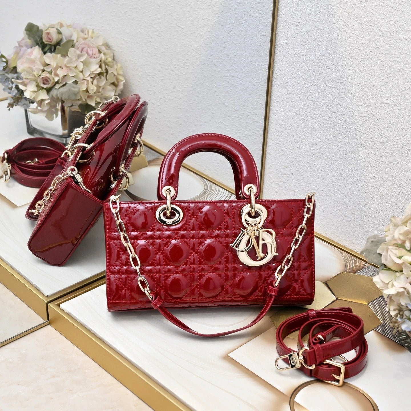 DIO Handbags (1)