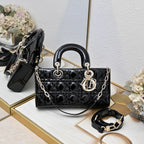DIO Handbags (1)