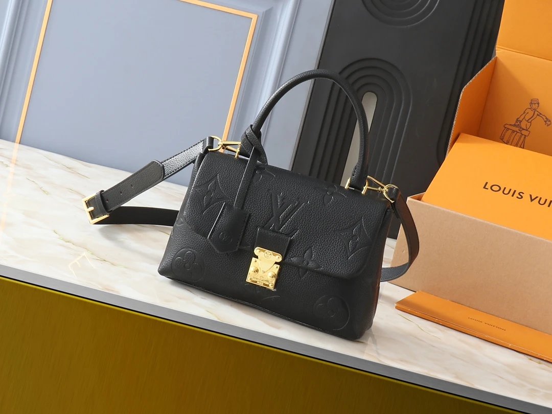 VL Handbags (24)