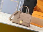 VL Handbags (24)