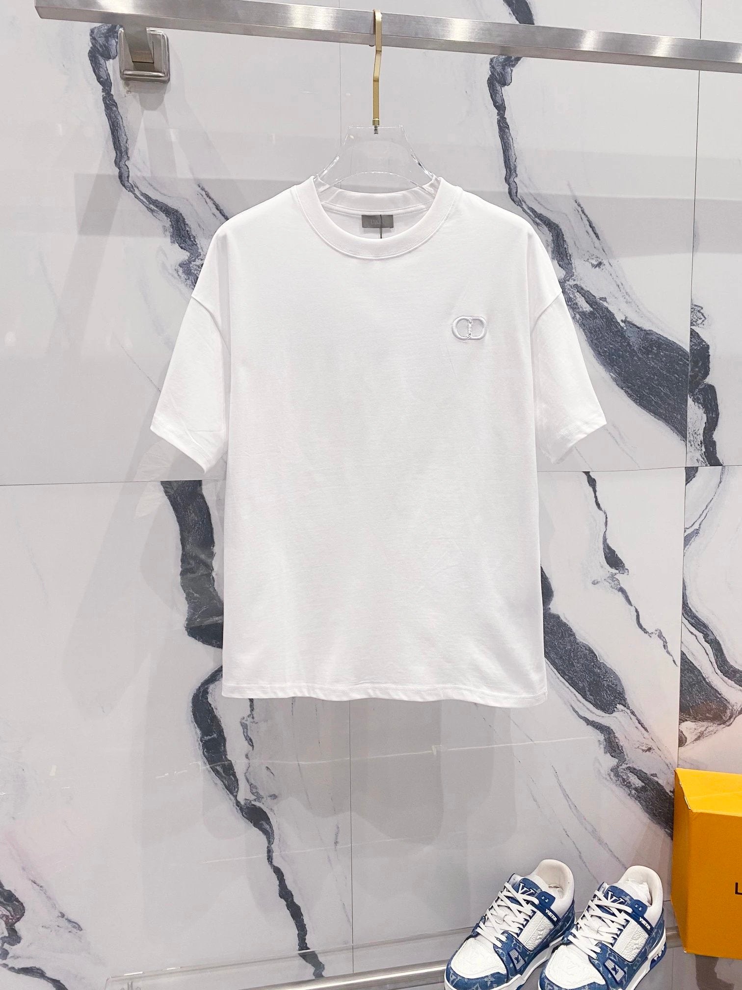 DIO TEE (2)