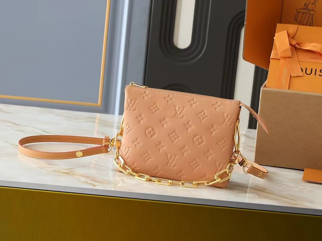 VL Crossbody Bags (20)