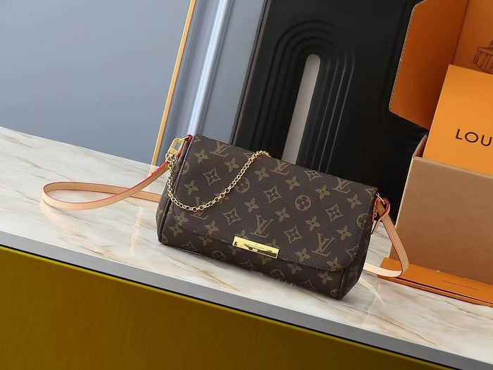 VL Handbags (18)