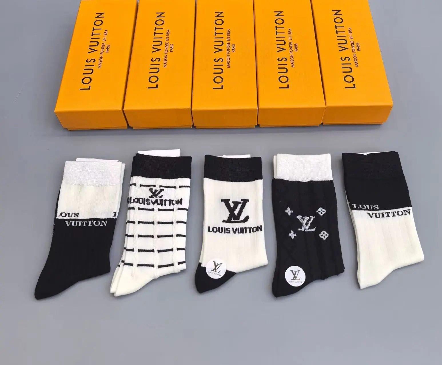 VL Luxury Socks