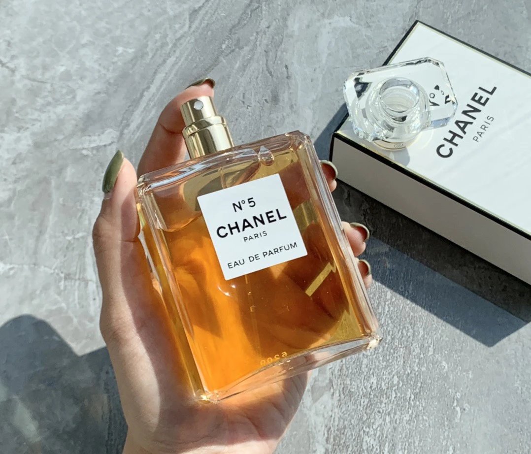 CHAN No 5 Designer Perfume