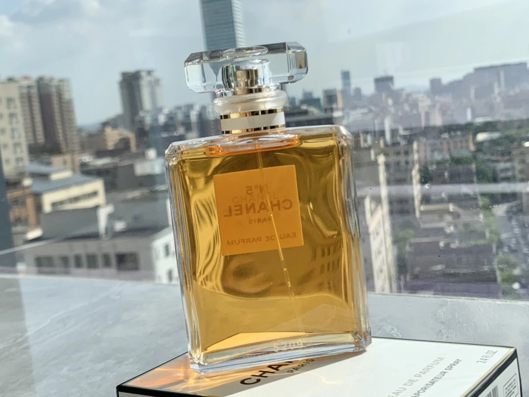 CHAN No 5 Designer Perfume